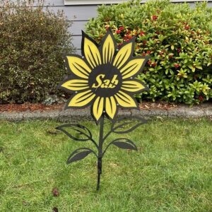Steel Sunflower Lawn Ornament